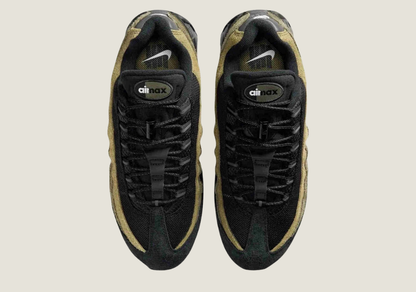 Air Max 95 x UNDEFEATED Olive