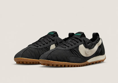 Jacquemus Moon Shoe Black / White / Gum