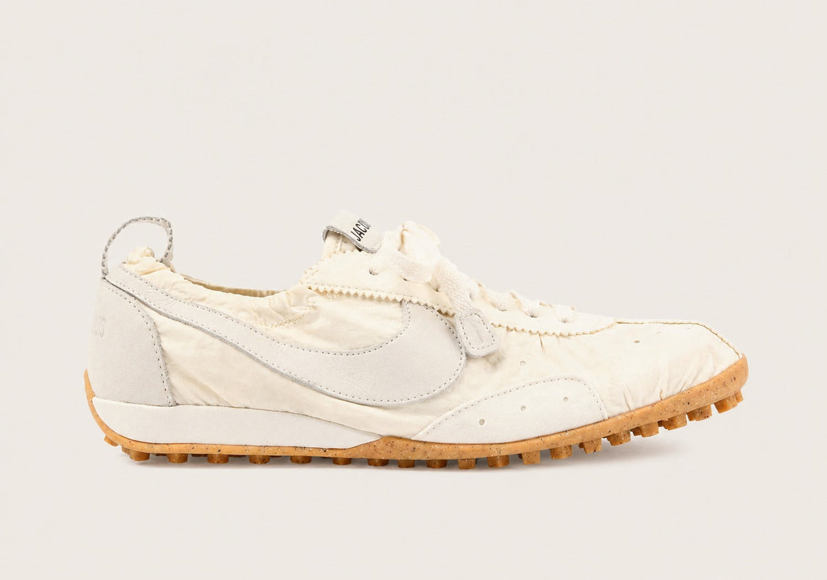 Jacquemus Moon Shoe Sail / White / Gum