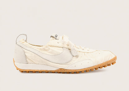 Jacquemus Moon Shoe Sail / White / Gum